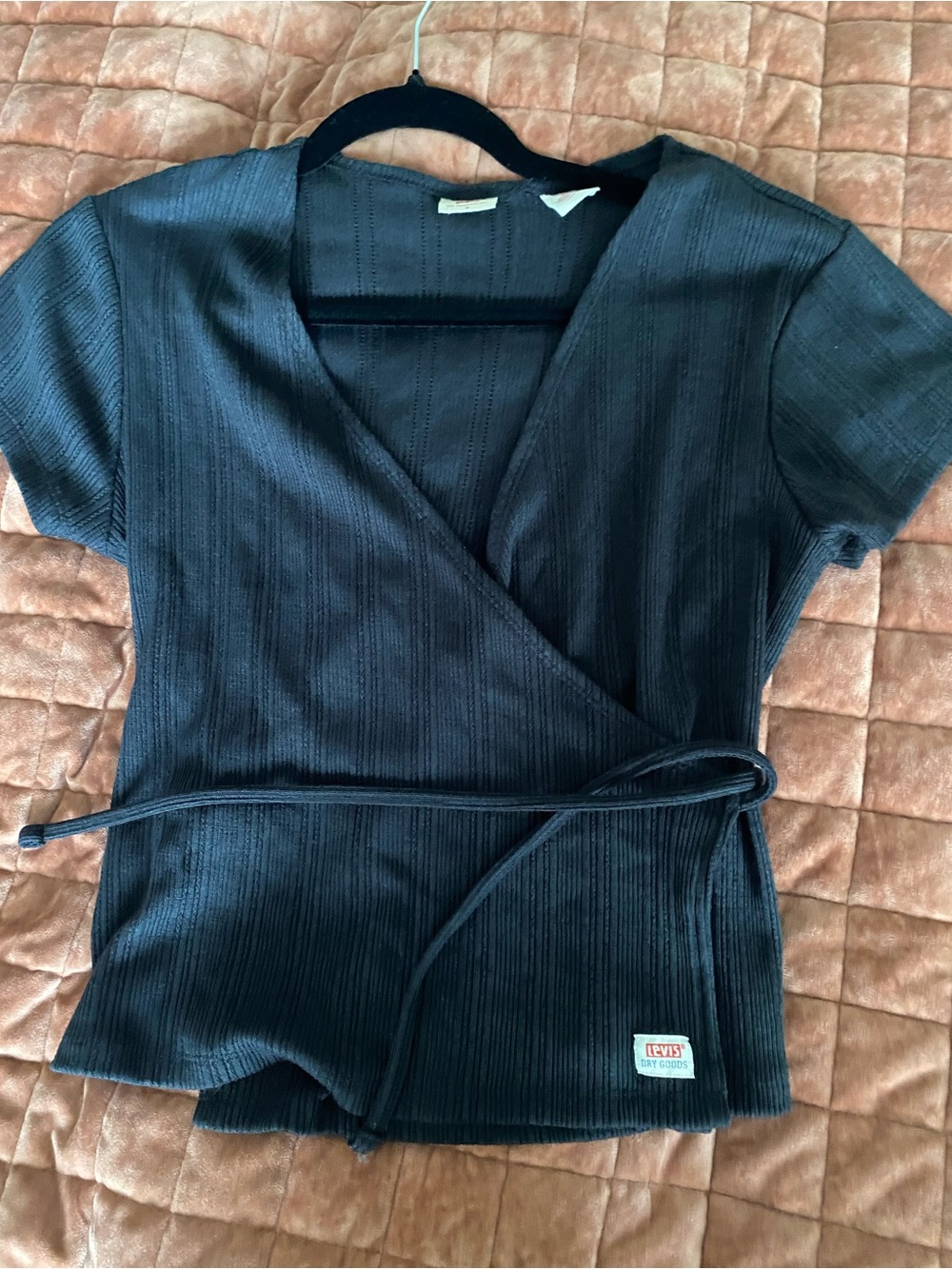Never Worn Levi’s Black Ribbed Wrap Top | Short Sleeve Tie Waist Blouse | Medium